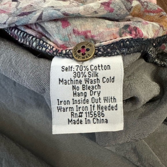 JOHNNY WAS 3J WORKSHOP Floral Print Velvet Button Down Tunic Top Multi - Picture 9 of 10